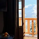 Le Squirrel - Overlooking Mont Blanc *